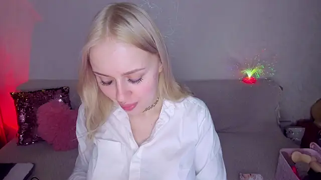 CeaneLino online show from 02-11-26, 04:07