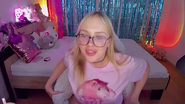 CeaneLino online show from 10-28-25, 07:35