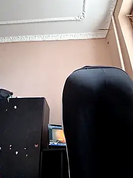 Snapshot of Nika_aa chatting on 06-15-26, 03:23 Nika aa online show from 06-15-26, 03:23