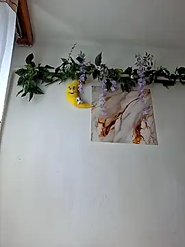 Snapshot of Nika_aa chatting on 07-21-26, 07:53 Nika aa online show from 07-21-26, 07:53