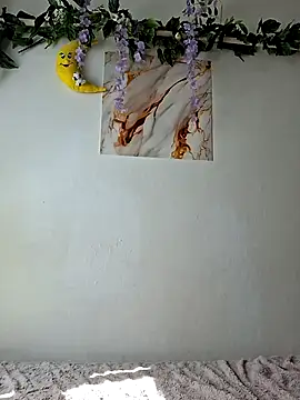 Snapshot of Nika_aa chatting on 07-20-26, 08:11 Nika aa online show from 07-20-26, 08:11