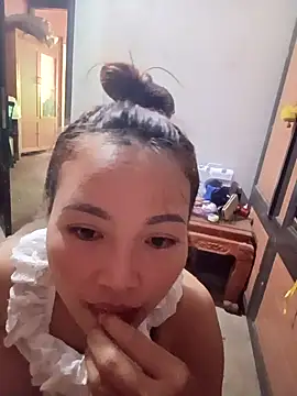 Snapshot of Rabbit-small chatting on 10-09-25, 08:37 Rabbit-small online show from 10-09-25, 08:37
