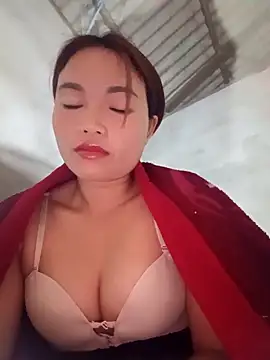 Rabbit-small online show from 11-21-25, 04:17