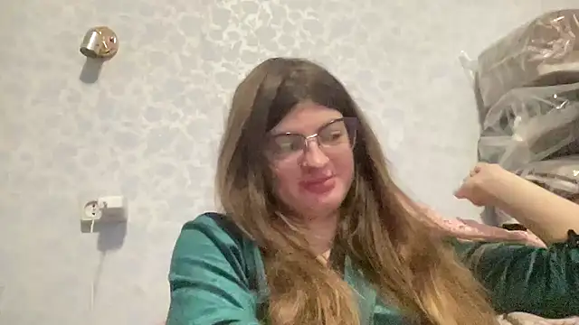 NikaXZimax online show from 10-28-25, 06:12