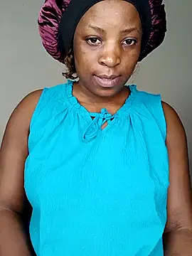 Snapshot of Linae1234 chatting on 10-12-25, 08:26 Linae1234 online show from 10-12-25, 08:26