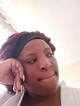 Snapshot of Linae1234 chatting on 11-17-25, 10:52 Linae1234 online show from 11-17-25, 10:52