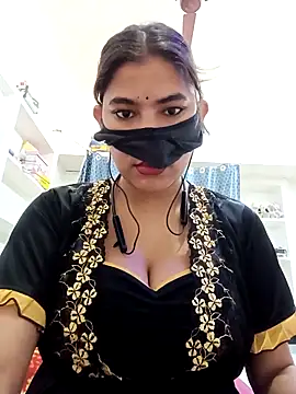 Hot radhaji online show from 04-25-26, 01:41