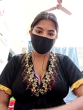 Hot radhaji online show from 02-06-26, 05:09