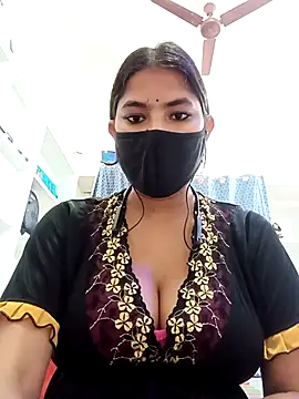 Hot radhaji online show from 02-09-26, 04:27