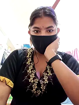 Hot radhaji online show from 02-22-26, 01:52