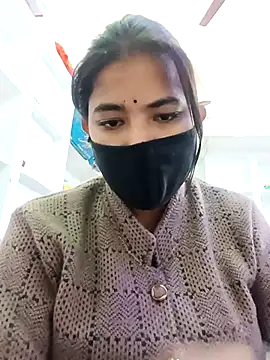 Hot radhaji online show from 12-20-25, 04:10