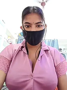 Hot radhaji online show from 03-12-26, 01:44