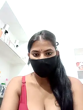 Hot radhaji online show from 11-05-25, 08:23