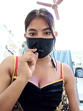 Hot radhaji online show from 03-26-26, 04:11