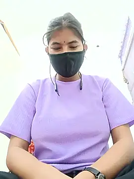 Hot radhaji online show from 01-06-26, 07:23