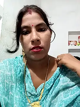Hot radhaji online show from 10-07-25, 03:24