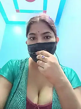 Snapshot of Hot_radhaji chatting on 06-13-26, 03:37 Hot radhaji online show from 06-13-26, 03:37
