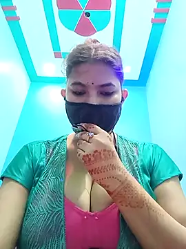 Snapshot of Hot_radhaji chatting on 06-16-26, 03:39 Hot radhaji online show from 06-16-26, 03:39