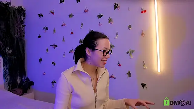 Black Jenny online show from 12-17-25, 09:58