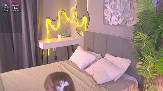 lorapalmerry online show from 11-01-25, 03:28