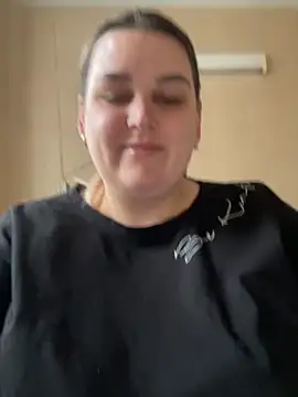 Snapshot of Vita6777 chatting on 11-25-25, 06:25 Vita6777 online show from 11-25-25, 06:25