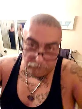 B1GLO online show from 12-15-25, 01:55