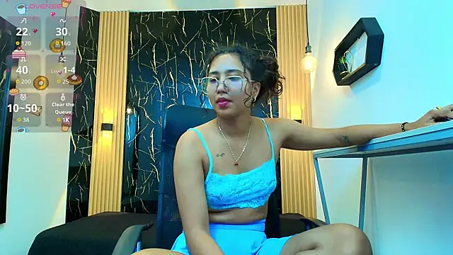 Snapshot of SamanthaFox_8 chatting on 04-19-26, 11:22 SamanthaFox 8 online show from 04-19-26, 11:22