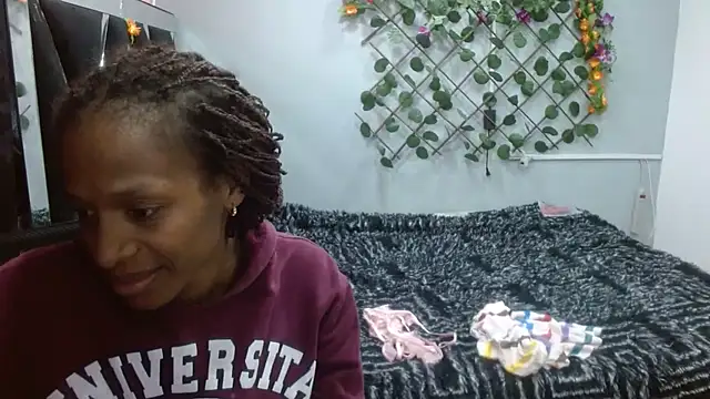 Melani ebony online show from 03-10-26, 01:48