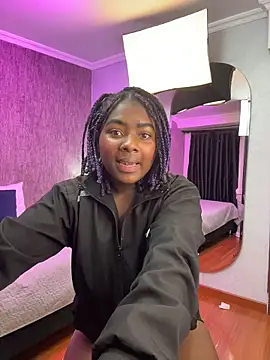 KarinaFlowers  online show from 03-04-26, 06:43