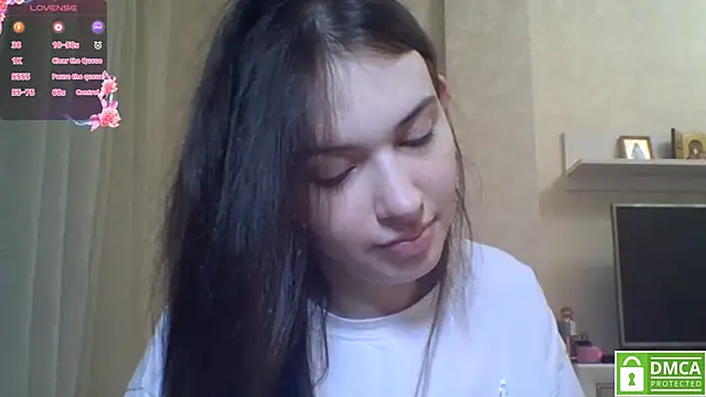 Snapshot of CeyaLier chatting on 08-07-26, 07:53 CeyaLier online show from 08-07-26, 07:53