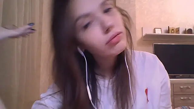 Snapshot of CeyaLier chatting on 11-23-25, 05:12 CeyaLier online show from 11-23-25, 05:12