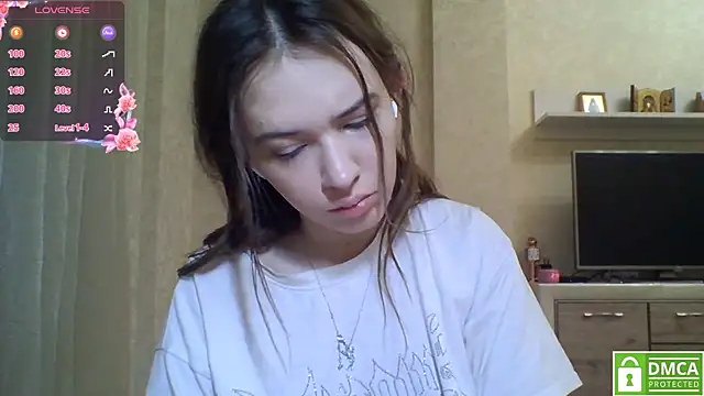 Snapshot of CeyaLier chatting on 05-21-26, 07:00 CeyaLier online show from 05-21-26, 07:00