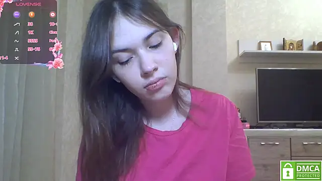 Snapshot of CeyaLier chatting on 05-12-26, 07:42 CeyaLier online show from 05-12-26, 07:42