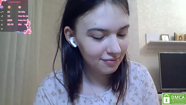 Snapshot of CeyaLier chatting on 08-04-26, 05:50 CeyaLier online show from 08-04-26, 05:50