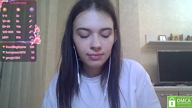 Snapshot of CeyaLier chatting on 07-15-26, 10:50 CeyaLier online show from 07-15-26, 10:50