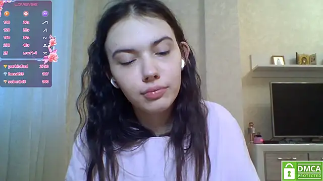 Snapshot of CeyaLier chatting on 06-22-26, 03:25 CeyaLier online show from 06-22-26, 03:25