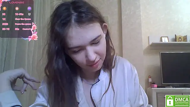 Snapshot of CeyaLier chatting on 04-22-26, 05:31 CeyaLier online show from 04-22-26, 05:31