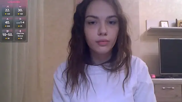 Snapshot of CeyaLier chatting on 01-10-26, 05:08 CeyaLier online show from 01-10-26, 05:08