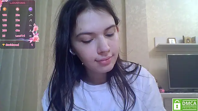 Snapshot of CeyaLier chatting on 05-27-26, 06:48 CeyaLier online show from 05-27-26, 06:48