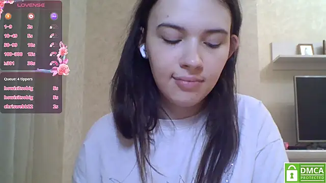 Snapshot of CeyaLier chatting on 07-17-26, 10:40 CeyaLier online show from 07-17-26, 10:40