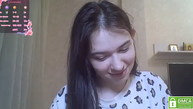 Snapshot of CeyaLier chatting on 07-25-26, 05:19 CeyaLier online show from 07-25-26, 05:19