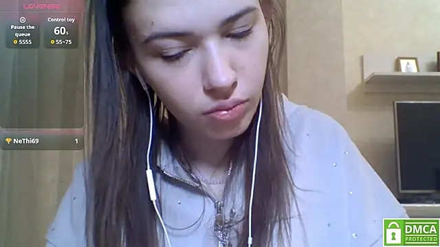 Snapshot of CeyaLier chatting on 02-12-26, 05:45 CeyaLier online show from 02-12-26, 05:45