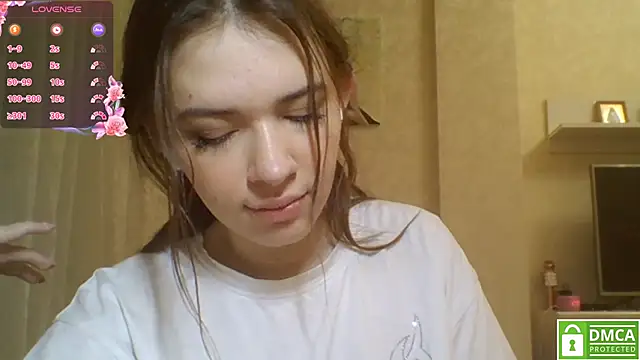 Snapshot of CeyaLier chatting on 05-20-26, 08:39 CeyaLier online show from 05-20-26, 08:39