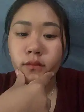 Snapshot of Misu-u chatting on 10-11-25, 06:36 Misu-u online show from 10-11-25, 06:36