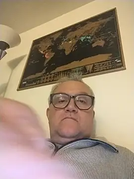 Snapshot of macdut67 chatting on 04-03-26, 10:16 macdut67 online show from 04-03-26, 10:16