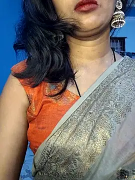 Janu-hasena online show from 12-19-25, 05:48