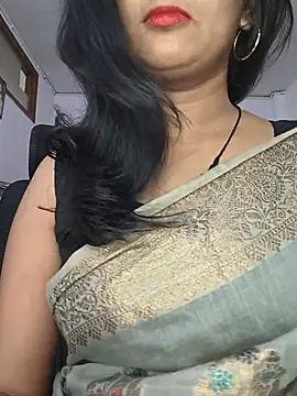 Snapshot of Janu-hasena chatting on 07-18-26, 10:35 Janu-hasena online show from 07-18-26, 10:35