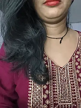 Snapshot of Janu-hasena chatting on 07-21-26, 11:00 Janu-hasena online show from 07-21-26, 11:00