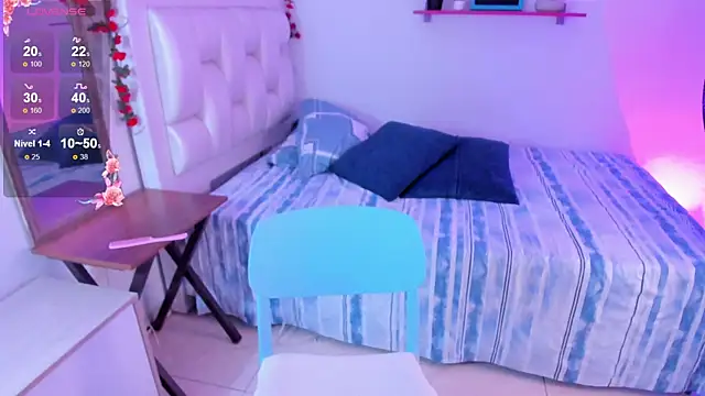 Laaura-Velez online show from 01-08-26, 05:19