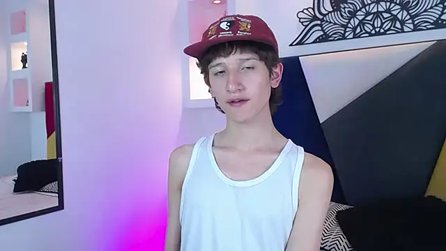 Emo Boy  online show from 02-03-26, 03:37